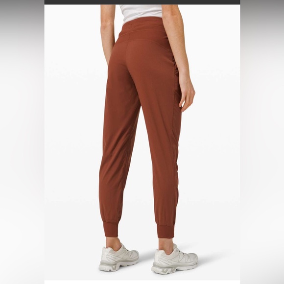 Lululemon Dance Studio Jogger - Dark Terracota - Size 8 - NWT - Picture 2 of 7